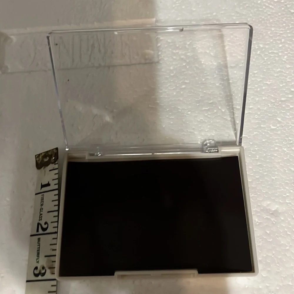 New- magnetic makeup palette *5 for $25 sale